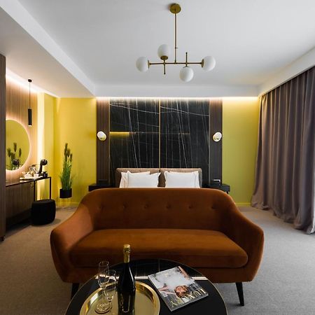 Luxury Sahara Noir Mamaia Nord Apartment Bagian luar foto