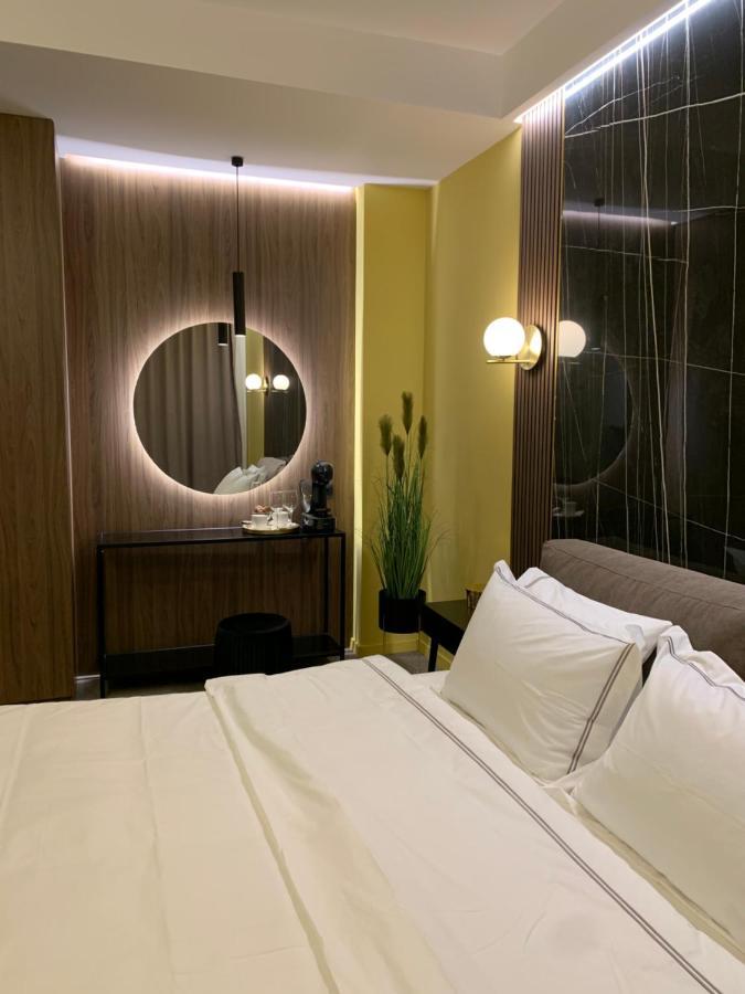 Luxury Sahara Noir Mamaia Nord Apartment Bagian luar foto