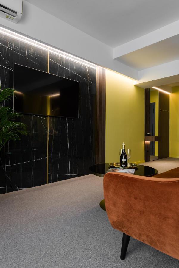Luxury Sahara Noir Mamaia Nord Apartment Bagian luar foto