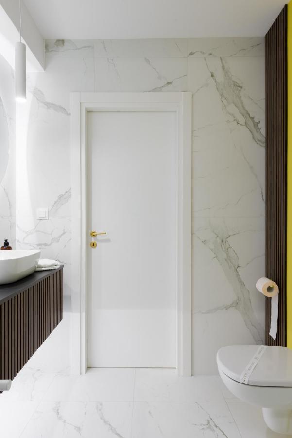 Luxury Sahara Noir Mamaia Nord Apartment Bagian luar foto