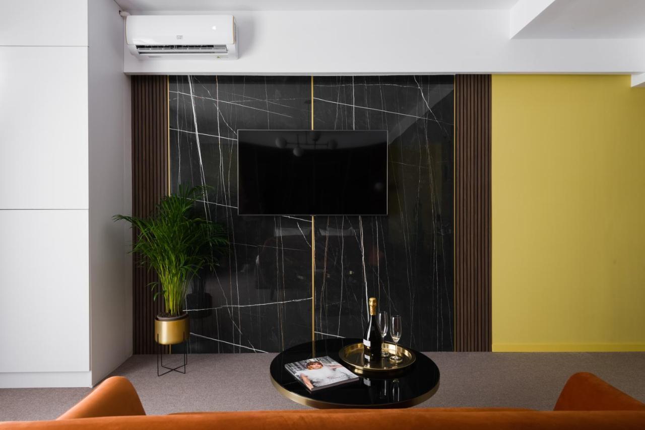 Luxury Sahara Noir Mamaia Nord Apartment Bagian luar foto