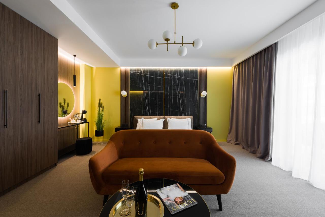 Luxury Sahara Noir Mamaia Nord Apartment Bagian luar foto
